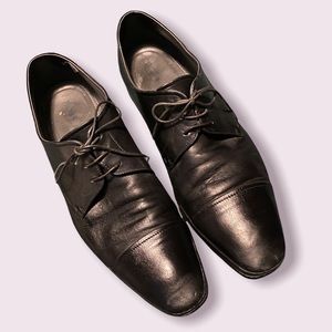 Hugo Boss Black Leather Lace Up Shoes size 10